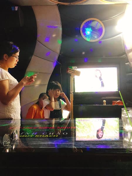 Hình ảnh Karaoke Hồng Nhung - 2