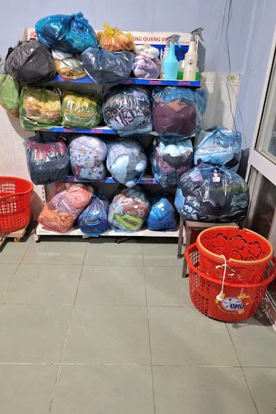 Hình ảnh CH Điện Sắt-Giặt Sấy-Sửa Quần Áo Lâm Phụng - 2