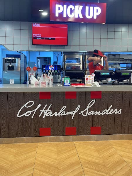 Hình ảnh KFC Ngô Xuân Quảng - 3