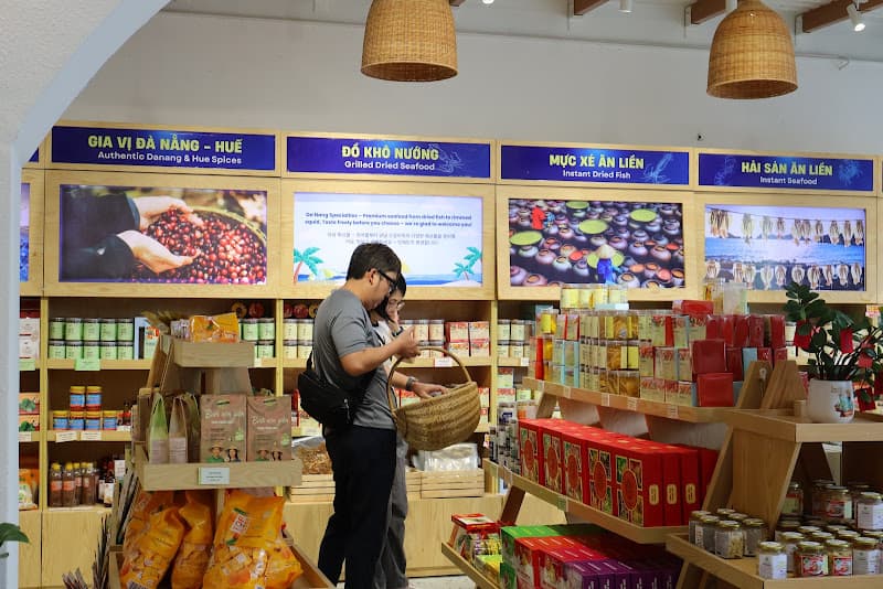 Hình ảnh Vigift - Showroom Quà Đặc Sản Đà Nẵng Làm Quà (Speciality & Souvenirs Shops in Da Nang) - 특산품 선물 가게 및 기념품 가게념품 - 3