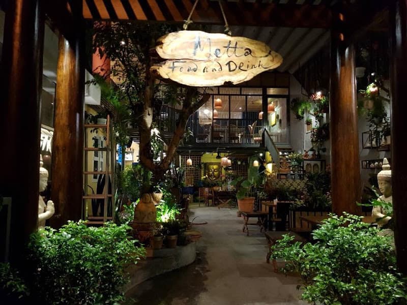 Metta Vegetarian - Quán Chay