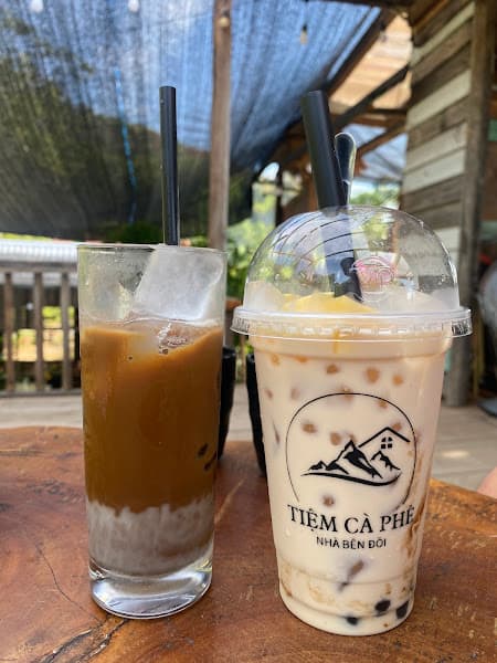 Hình ảnh Tiệm cà phê Nhà Bên Đồi - 2