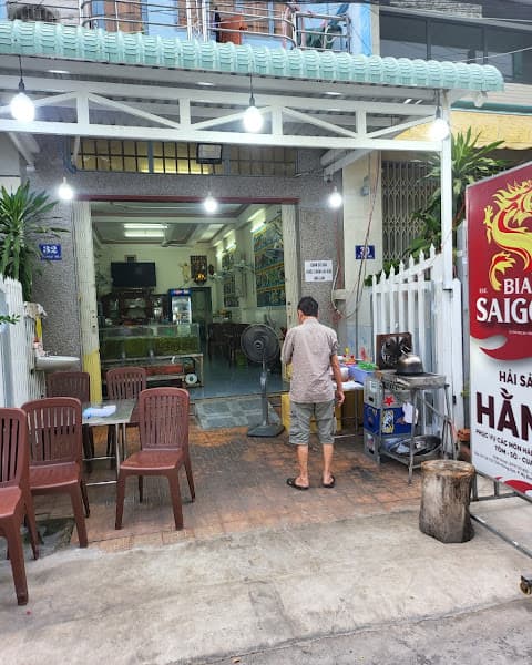 Quán Hải Sản Hằng