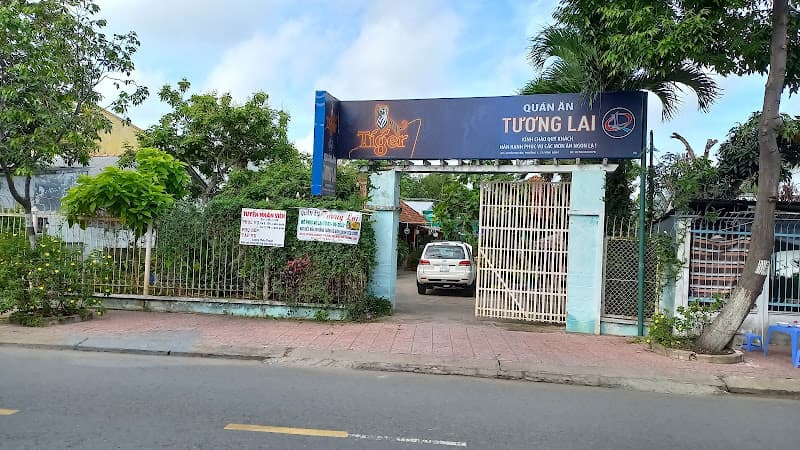 Hình ảnh Nhà Hàng Tương Lai - 2