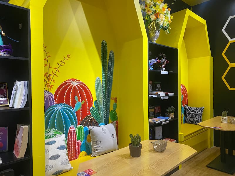 Hình ảnh Ong Vàng Coffee & Tea - 6