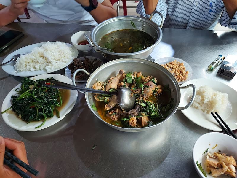 Hình ảnh Quán Gà Chỉ Tuấn Béo - 4