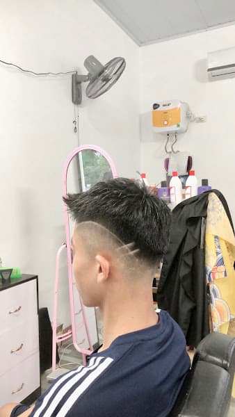 Ảnh bìa Trịnh Quân Barber