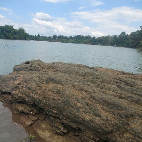 Hình ảnh Quán ăn gia đình và cắm trại-BÊN SÔNG QUÁN - 3