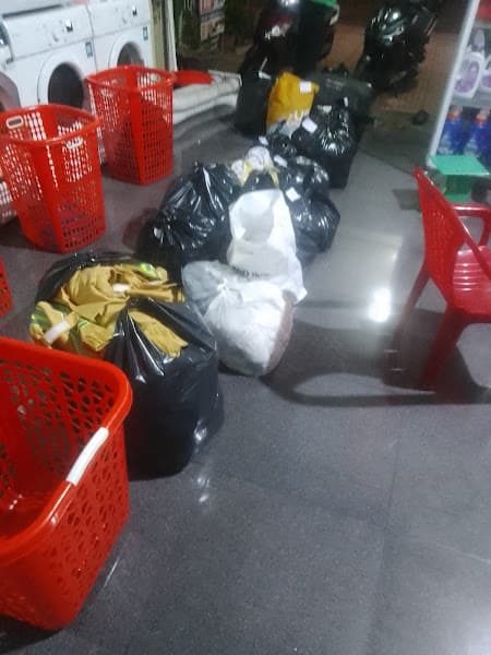 Hình ảnh Giặt Sấy Anh Tý - 2