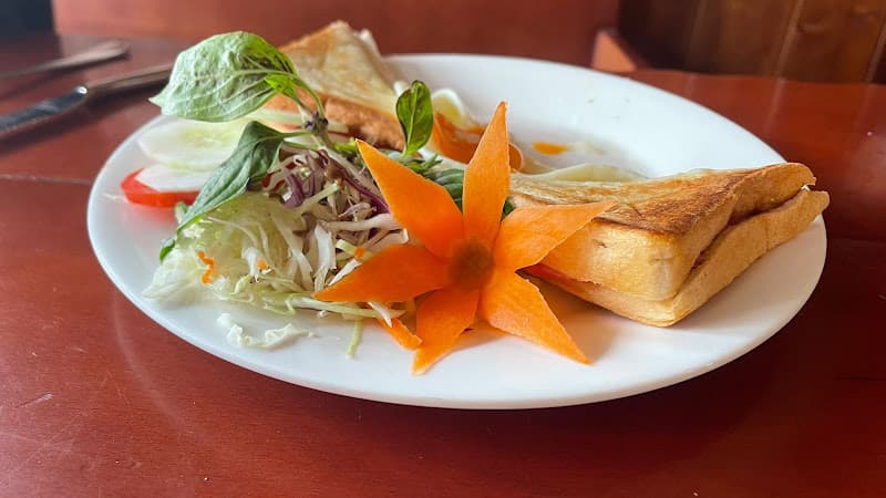 Hình ảnh Little Home Restaurant-Coffee-Bakery - 2