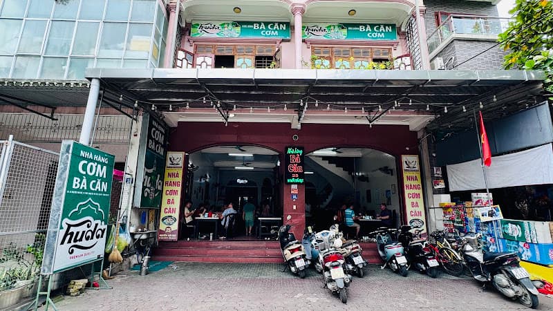 Ảnh bìa Nhà Hàng cơm Bà Căn