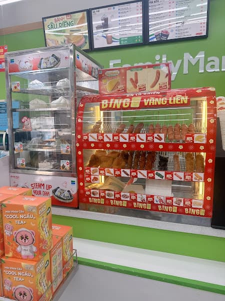 Hình ảnh FamilyMart Nguyễn Văn Hưởng - 4