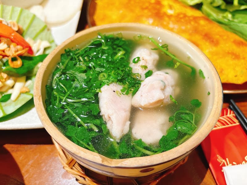 Hình ảnh Nhà hàng Hoàng Tâm - Nguyễn Cảnh Chân - 3