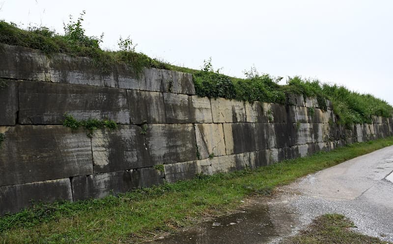 Hình ảnh Cửa Tây Thành Nhà Hồ - 3