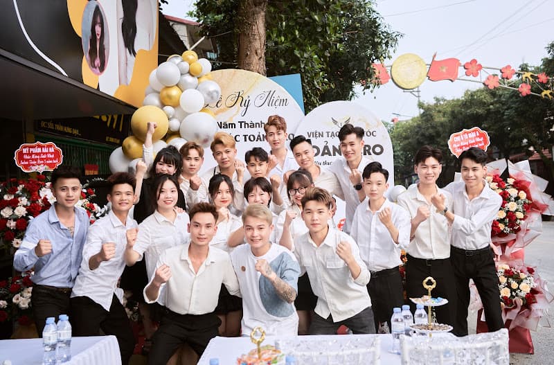 Hình ảnh VIỆN TÓC TOẢN ZERO - 4