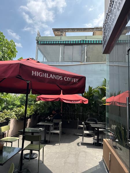 Hình ảnh Highlands Coffee Tân Sơn Nhì - 2