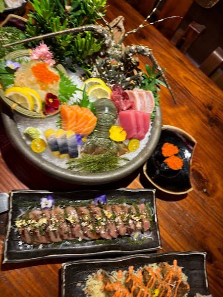 Hình ảnh YEN Sushi & SakePub - Japanese Fusion Cuisine - 3