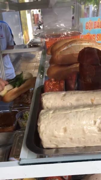 Hình ảnh Bánh Mì cô Hiền - 2
