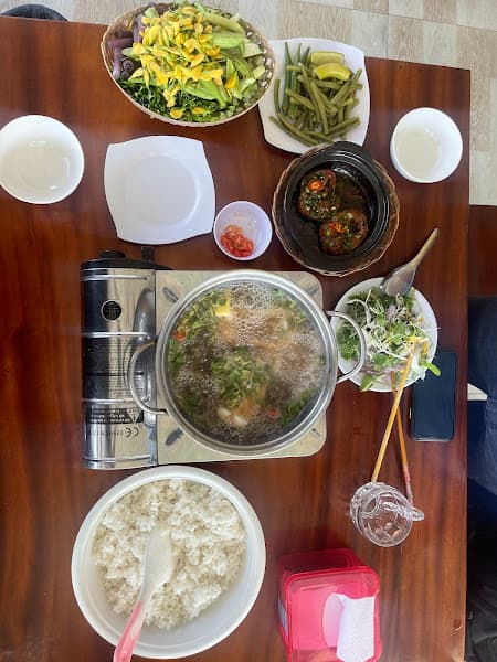 Hình ảnh Quán ăn gia đình Ngân Tây Hồ - 3