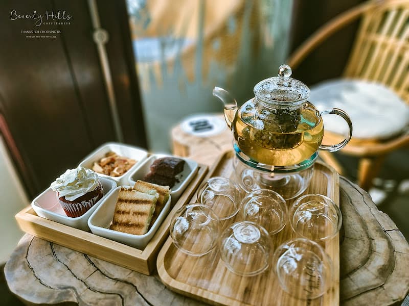 Hình ảnh Beverly Hills Ha Long Coffee & Beer - 5