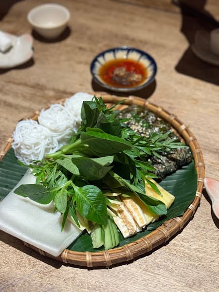 Hình ảnh Mặn Mòi, Tao Đàn - 2