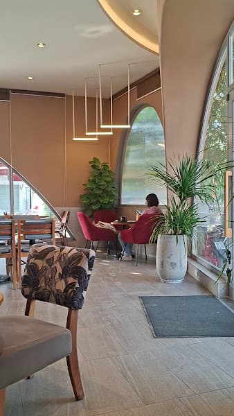 Hình ảnh Highlands Coffee Le Duan Long Thanh 2 - 3