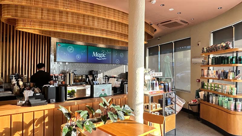 Hình ảnh Starbucks Xuân Diệu Quy Nhơn - 2