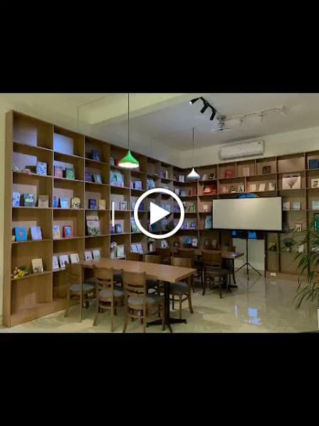 Hình ảnh MKY BookCoffee & PlayHouse - 2