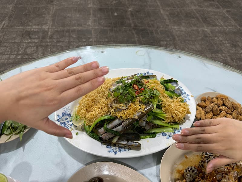 Quán nhậu Quang Vinh