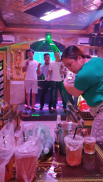 Hình ảnh KARAOKE PHƯƠNG LINH (HẢI ANH) - 2