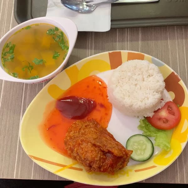 Hình ảnh Jollibee Co.opmart Quảng Ngãi - 4