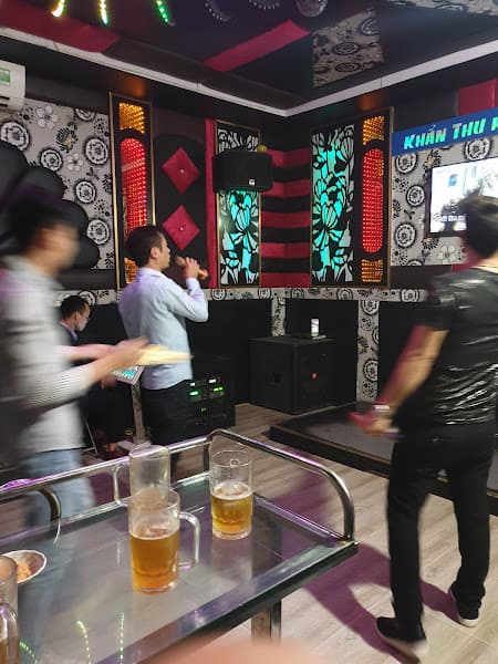 Ảnh bìa Khẩn Thu Bar