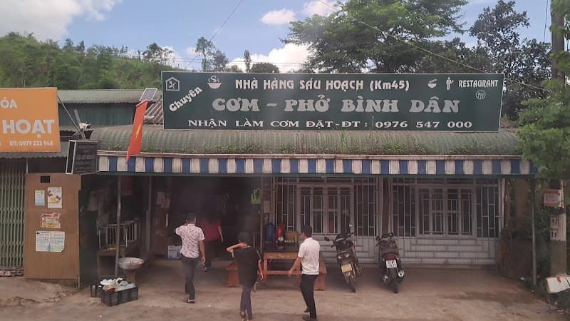 Hình ảnh Quán cơm phở Sáu Hoạch (km45) - 7