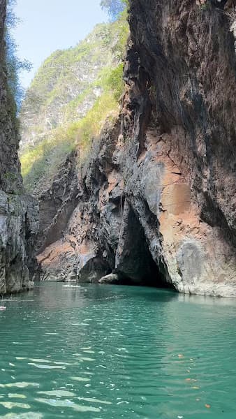 Hình ảnh Hẻm vực Khâu Vai - 3