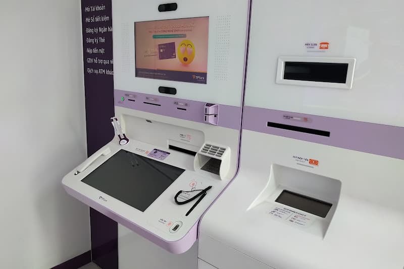 Hình ảnh TPBank LiveBank Trần Cung Cầu Giấy - 2