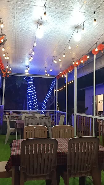 Ảnh bìa Quán Ăn Gia Đình Sân Vườn Phố Hẻm Quán