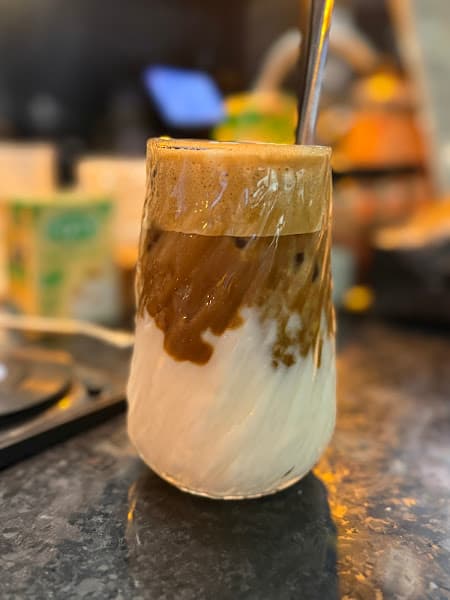 Hình ảnh Backyard Specialty Coffee Shop - 2