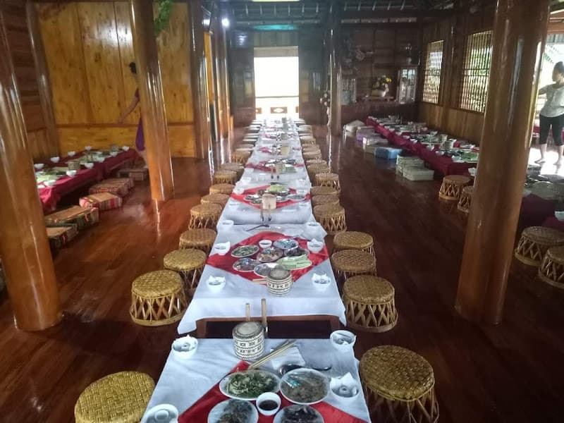 NHÀ HÀNG ẨM THỰC DÂN TỘC XUÂN THÍCH