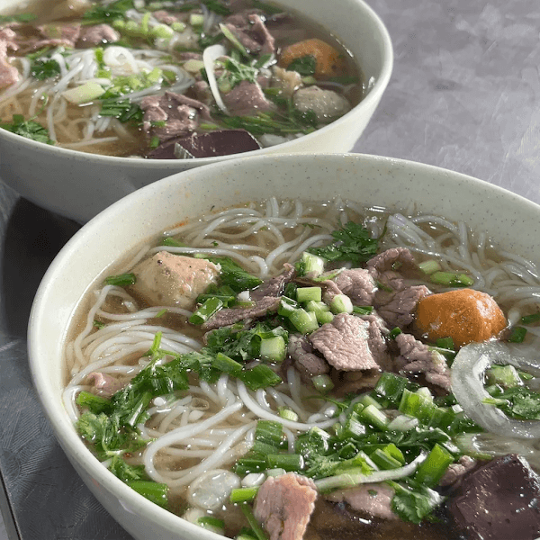 Hình ảnh Bún Bò Huế O Hoa - Số 6 Đại Học Hà Nội - 9