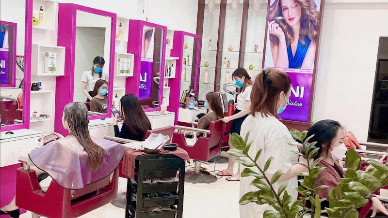 LaNi Beauty Salon ( Chuyên tạo mẫu Tóc )