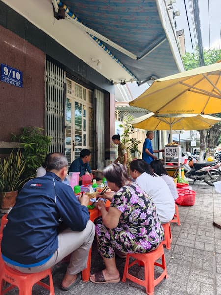 Hình ảnh Bún cá vỉa hè, chất lượng nhà hàng - 3