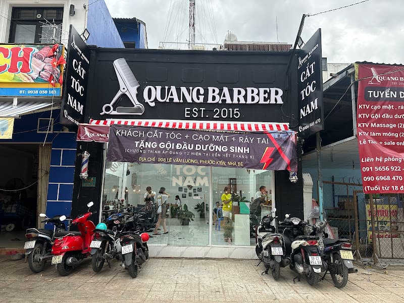 Hình ảnh Cắt tóc nam Quang Barber - 5