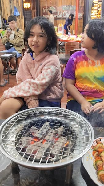 Hình ảnh Cô Chuẩn Lẩu Nướng - 2