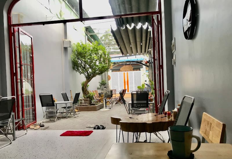 Hình ảnh Tiệm Cafe - Bánh mì xíu mại 37 Ngô Quyền - 2