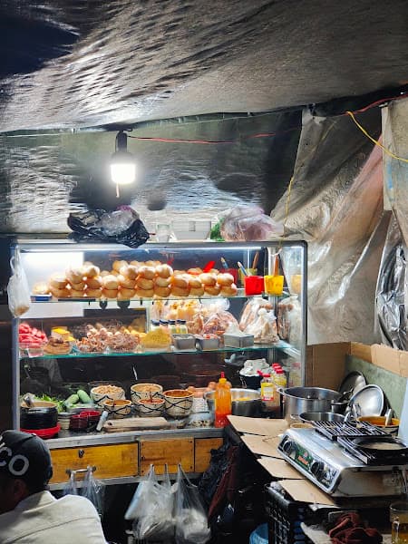 Hình ảnh Bánh mì xíu mại ĐÊM - 2