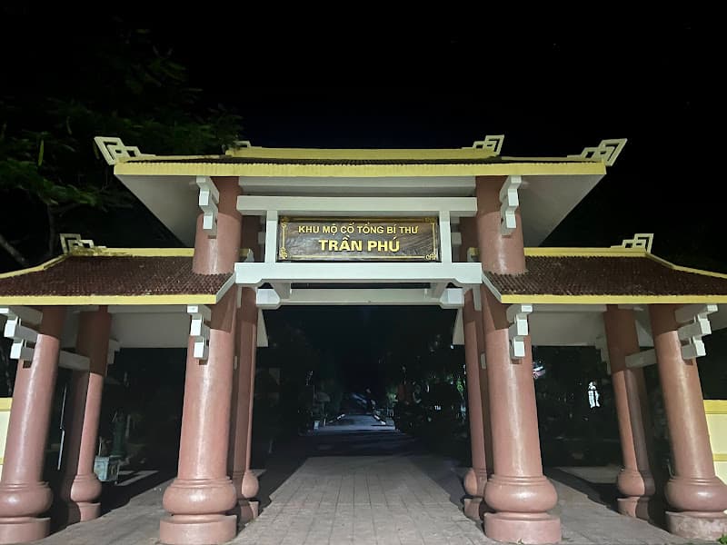 Hình ảnh Mộ cố Tổng Bí Thư Trần Phú - 3