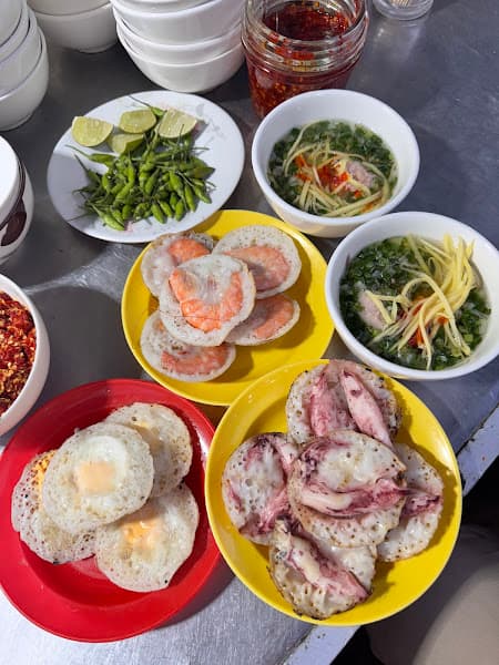 Hình ảnh Bánh căn Cô Phải - 2