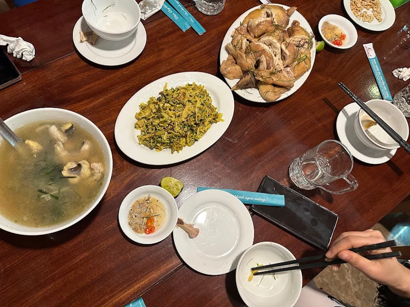 Ảnh bìa Du Thuyền Hải Châu