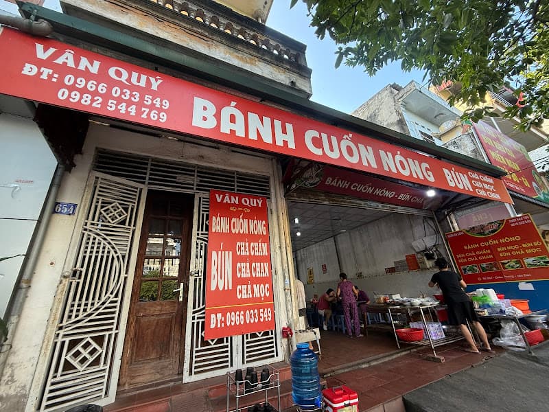 Bánh cuốn - Bún chả Vân Quý