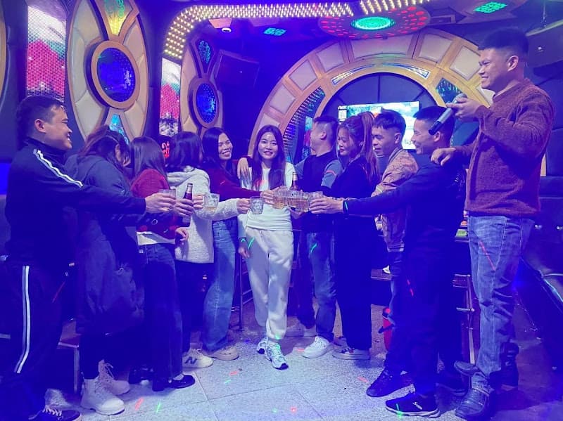 Hình ảnh Karaoke thanh quân - 2